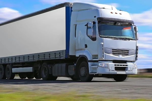 Ankara Hakkari, Nakliyat